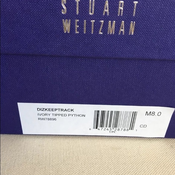 Stuart Weitzman - Picture 3 of 8
